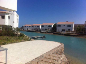 Sea front villa - Adan Beach Resort